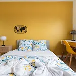 Super 10 - Grand 10 Personnes, 5 Chambres, Parking, Wifi Fibre Angers