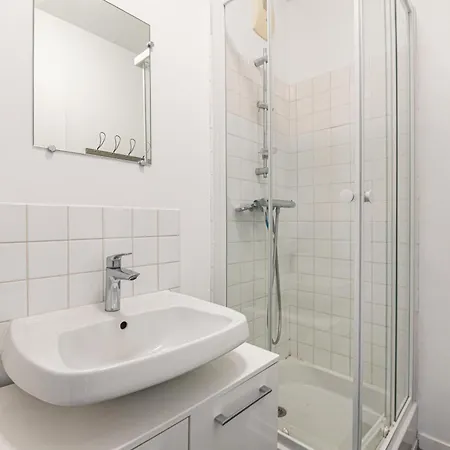 Grand 10 Pers, Ventilateur, 5 & Parking Gratuit * Angers