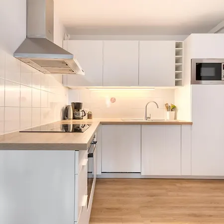 Grand 10 Pers, Ventilateur, 5 & Parking Gratuit Daire *