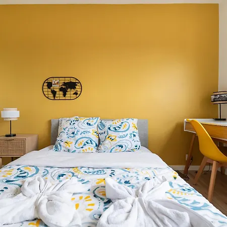 Le Super 10 - Free Parking, Fast Wifi, Calm - Angers, Families&groupes Angers