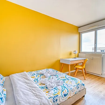 Grand 10 Pers, Ventilateur, 5 & Parking Gratuit Daire Angers