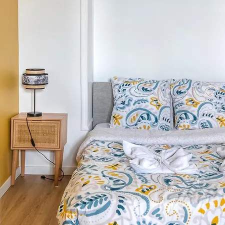 Le Super 10 - Free Parking, Fast Wifi, Calm - Angers, Families&groupes Apartment *