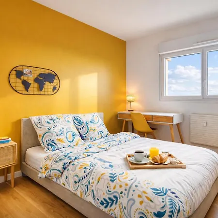 Super 10 - Grand Appartement 10 Personnes, 5 Chambres, Parking, Wifi Fibre *