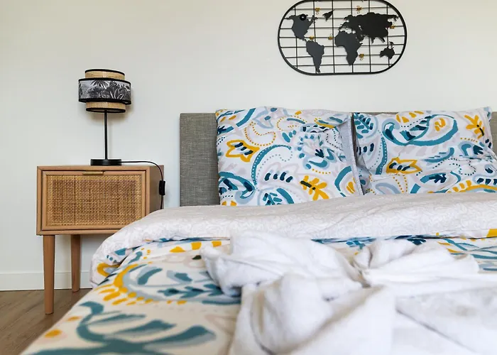 Ps4 Pour Longs Sejours - Parking Gratuit, Wifi Fibre, Calme - Parfait Familles & Groupes 昂热