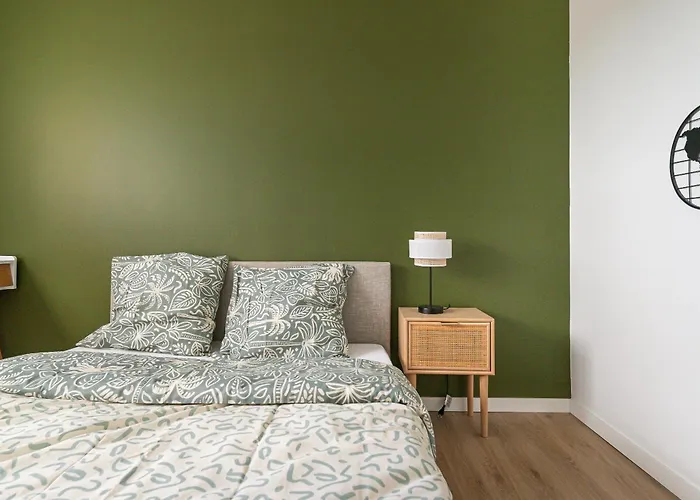 Super 10 - Grand 10 Personnes, 5 Chambres, Parking, Wifi Fibre Appartamento *