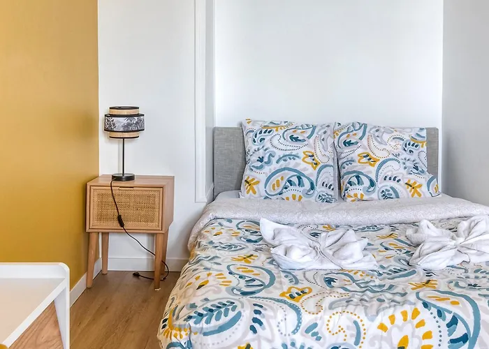 Super 10 - Grand 10 Personnes, 5 Chambres, Parking, Wifi Fibre Appartamento *