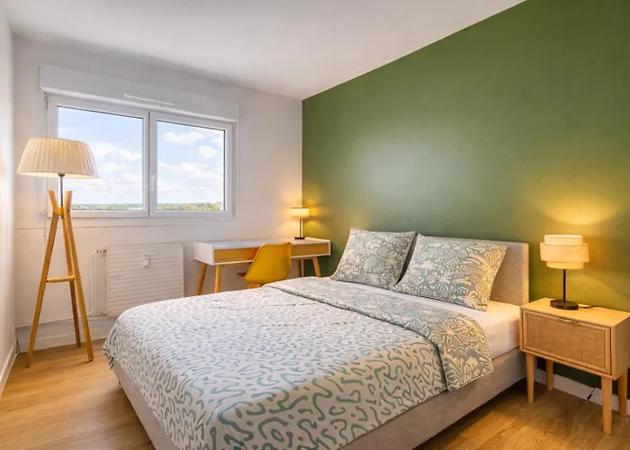 Super 10 - Grand Appartement 10 Personnes, 5 Chambres, Parking, Wifi Fibre Lejlighed *