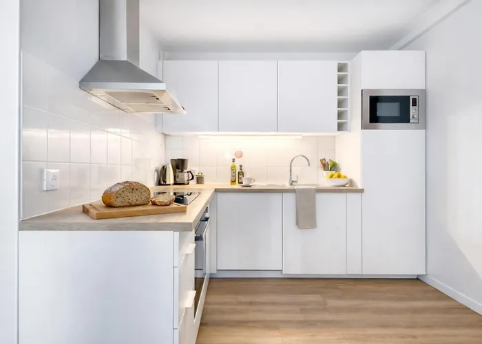 Lejlighed Super 10 - Grand Appartement 10 Personnes, 5 Chambres, Parking, Wifi Fibre Angers